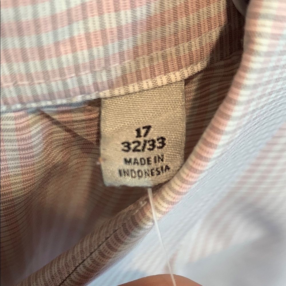Kenneth Cole Reaction Dress Shirt Men's 17 32/33 Button-Up Pink Slim Fit Plaid - Picture 3 of 9